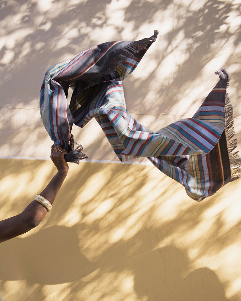 The Mungo 100% Cotton Kikoy South is a colourful and versatile beach wrap, sarong, head wrap or towel for tropical beach holidays
