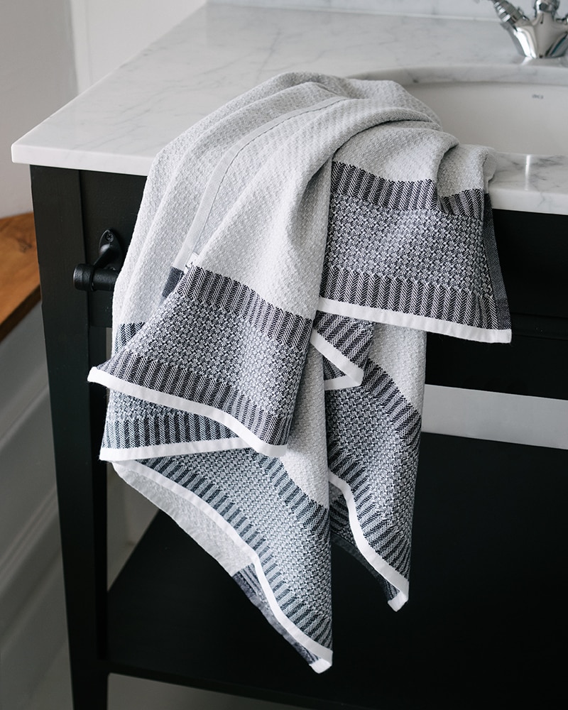 Mungo Bijou Towel. Roll-up-and-go travel, hiking, bath or beach towel. Woven from pure cotton at the Mungo Mill