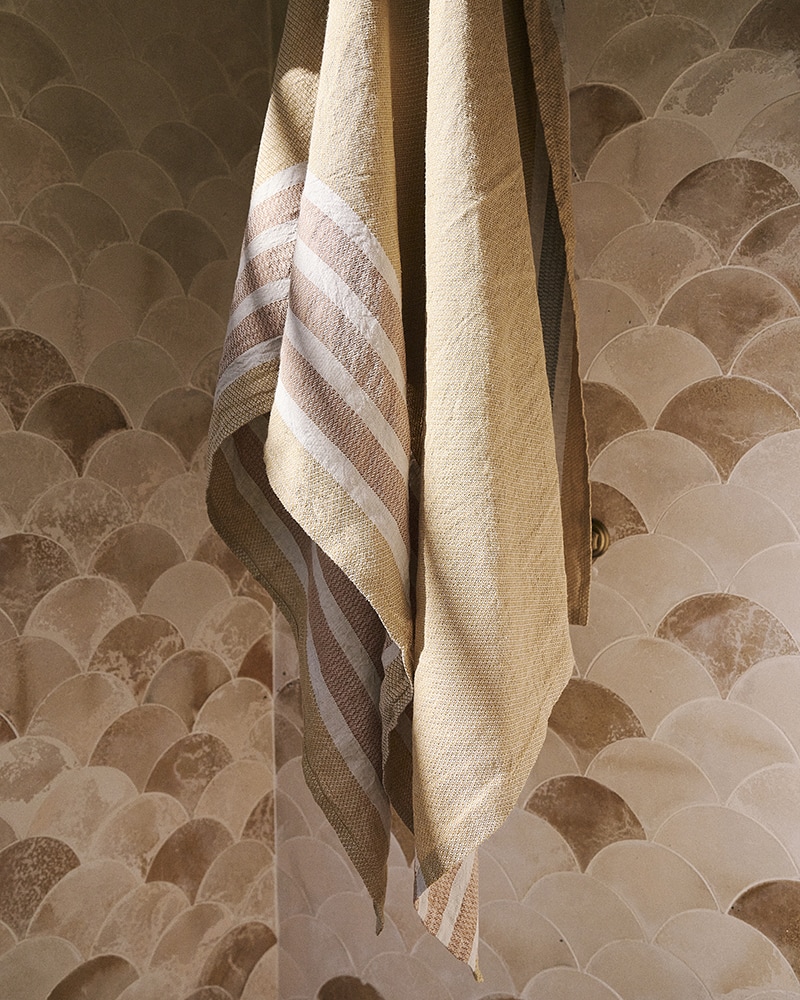 Mungo Flax Towel. 100% linen towels for bath or beach. Woven in Plettenberg Bay