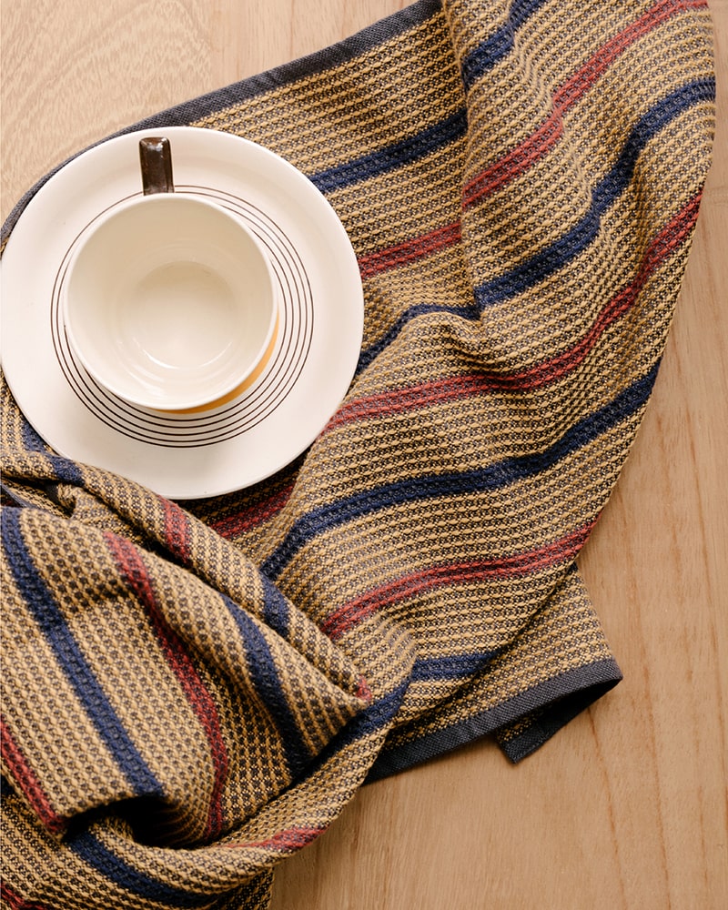 Mungo Slate Cotton Waffle Weave in Ochre. Pure cotton dishcloths with a waffle weave design.