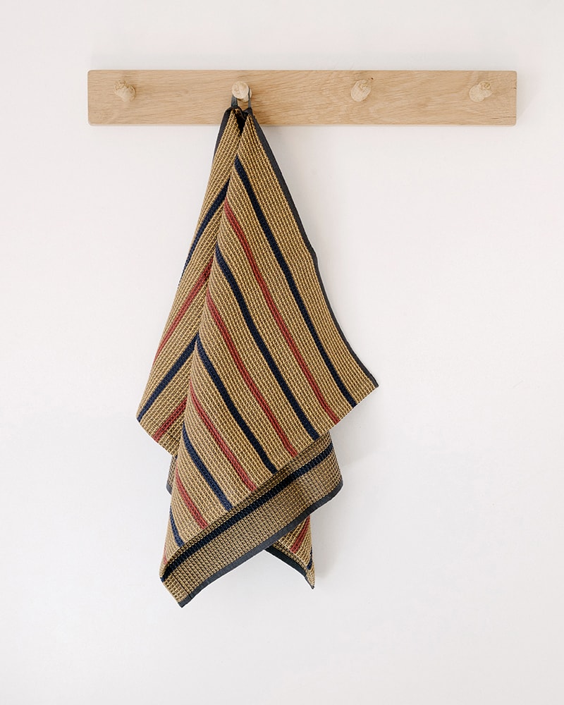Mungo Slate Cotton Waffle Weave in Ochre. Pure cotton dishcloths with a waffle weave design.