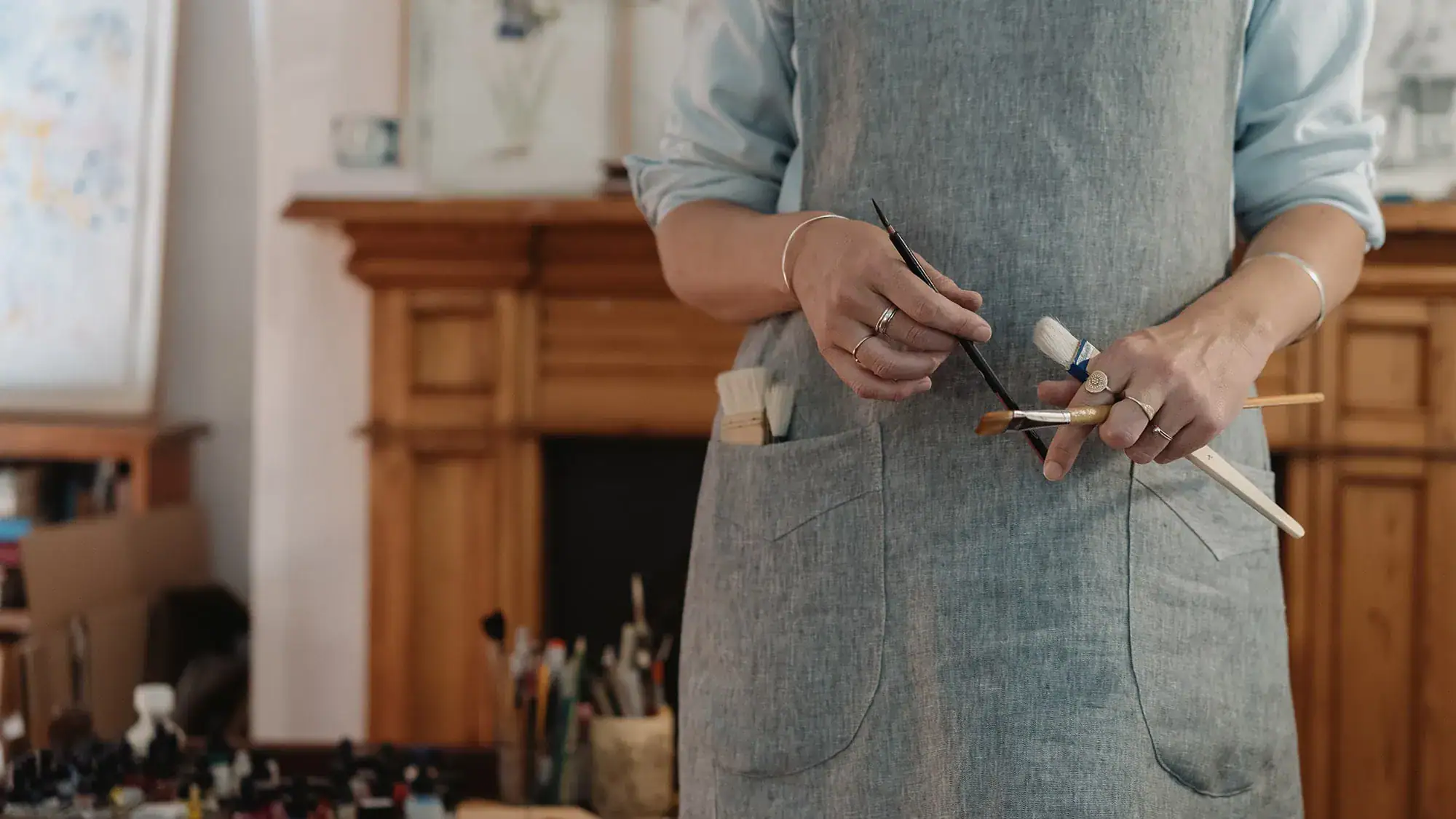 The Mungo Artist’s Apron. Worn by Cape Town artist and illustration, Katrin Coetzer