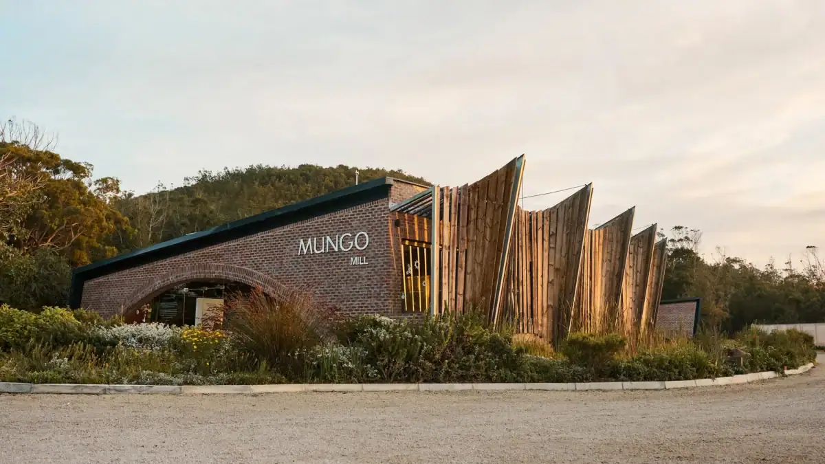The Mungo Mill in Plettenberg Bay. Homeware textiles woven with natural fibres in South Africa