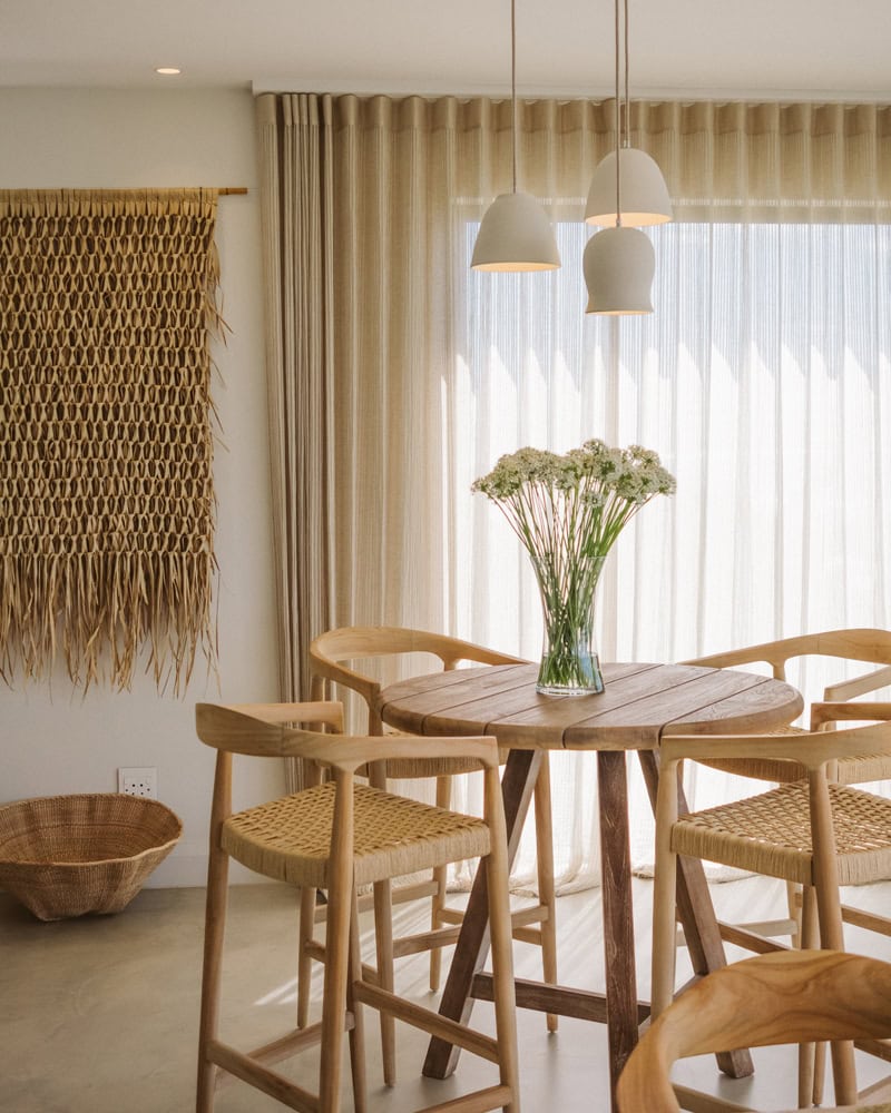 Barefoot Luxury is Walkers Beach Design Philosophy - cool tones and organic lines