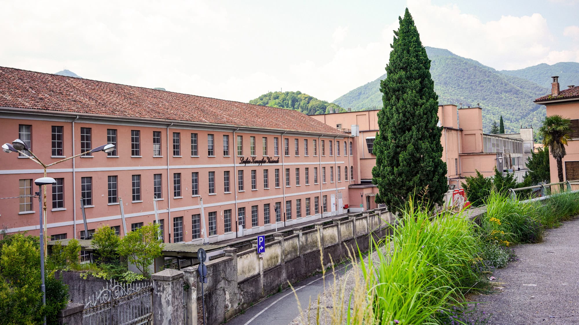 Linificio e Canapificio Nazionale facade