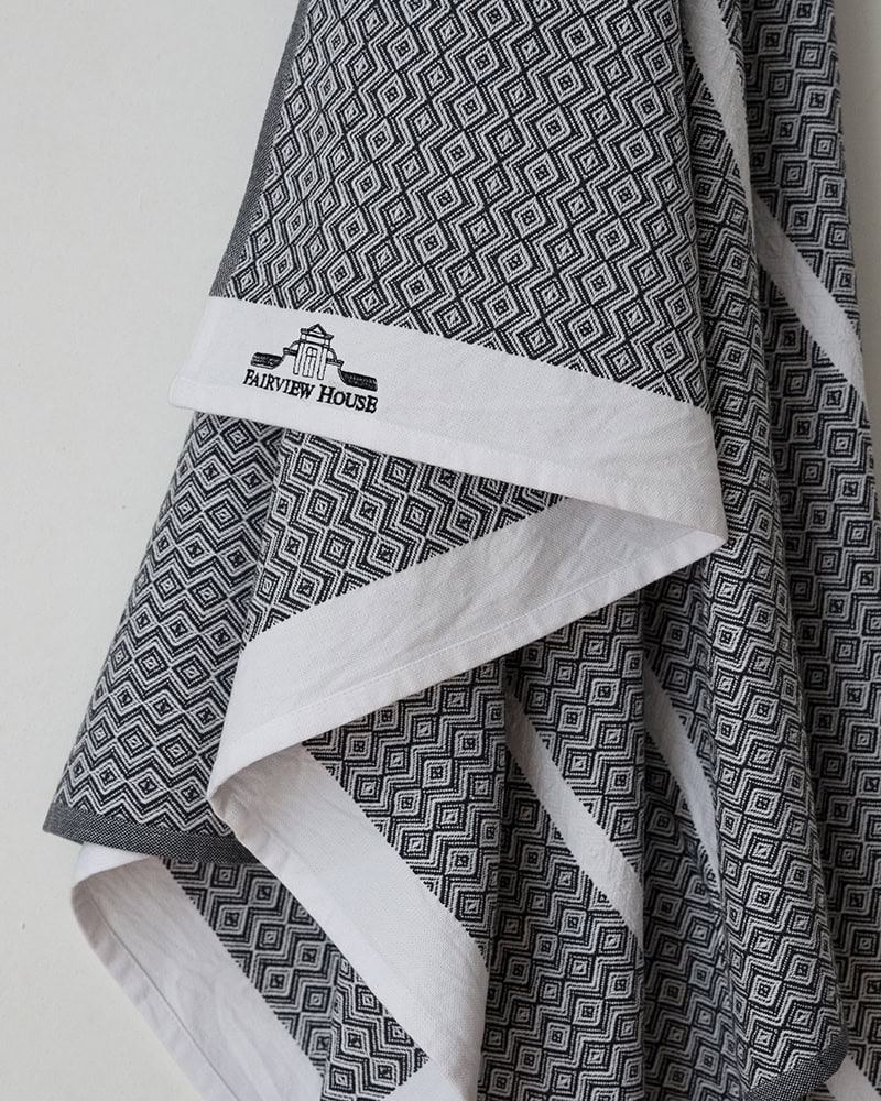 The Mungo Itawuli embroidered with a logo