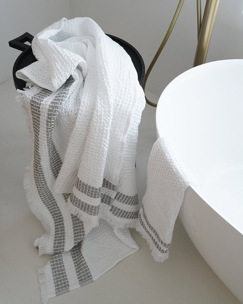 Mungo_Belgian_Waffle_White_DSC08252